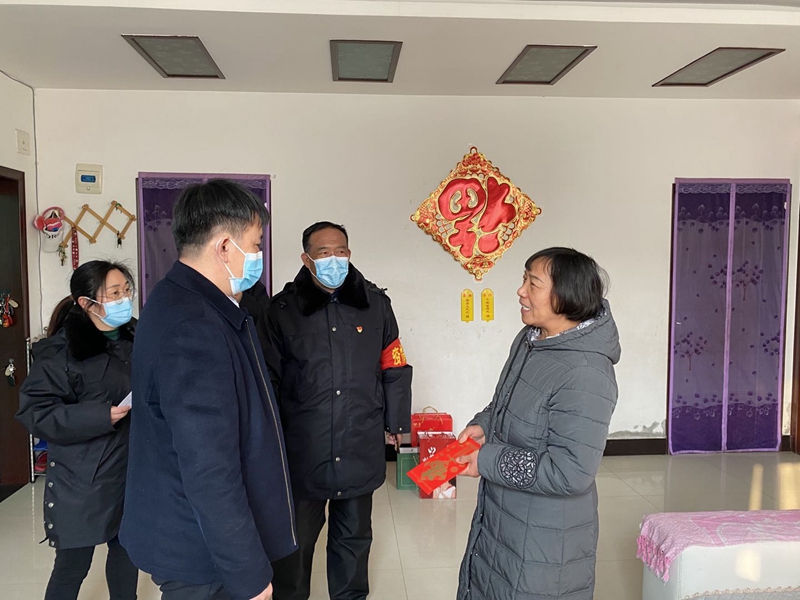 博農(nóng)集團(tuán)走訪慰問老黨員、因公去世黨員干部家屬